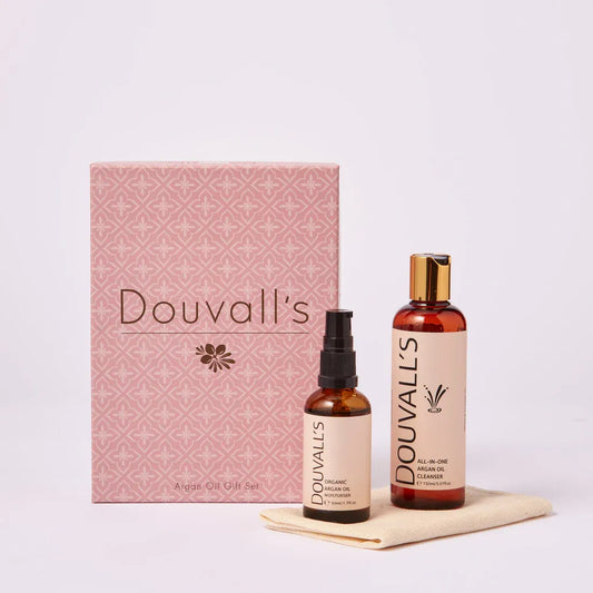 Douvall's Luxury Argan Gift Set with cleanser, argan oil, muslin cloth and pink gift box