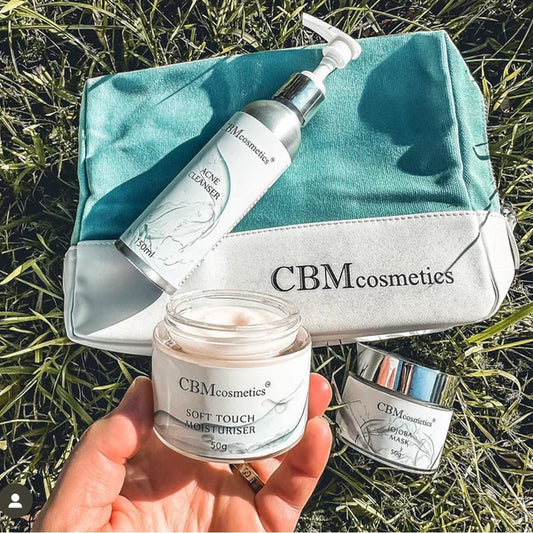 Essential Wash Bag - Vlue £40 Aapon Mini Market Ltd